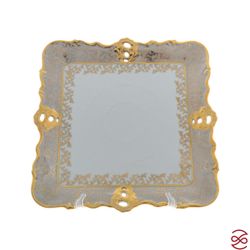 Блюдо квадратное на ножке Queen's Crown Лист бежевый 32*32см