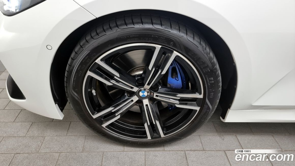 BMW 3 Series (G20) 320i M Sports (09.2023)