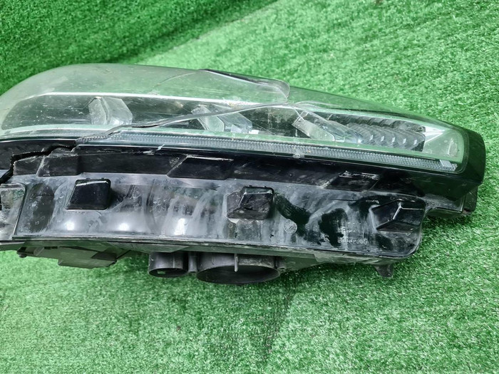 Фара правая Chery Tiggo 7 Pro (20-нв) LED