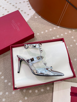 Valentino Garavani Roman Stud 8.5 cm