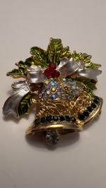 Новогодняя брошь колокольчики с кристаллами