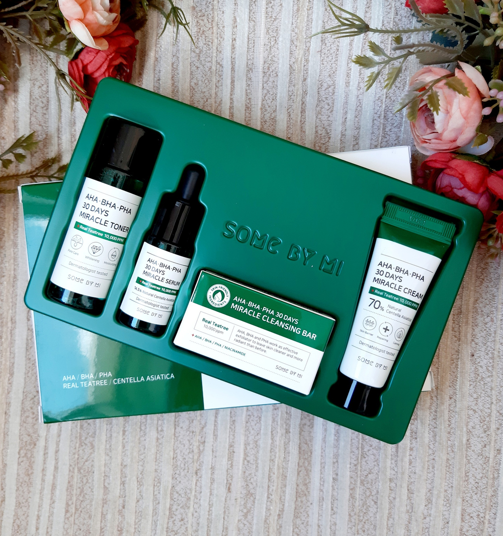 Набор по уходу за проблемной кожей с AHA-BHA-PHA кислотами Some By Mi AHA-BHA-PHA 30 Days Miracle Starter Kit (Мыло 30g + Тонер 30ml + Сыворотка 10ml + Крем 20g)