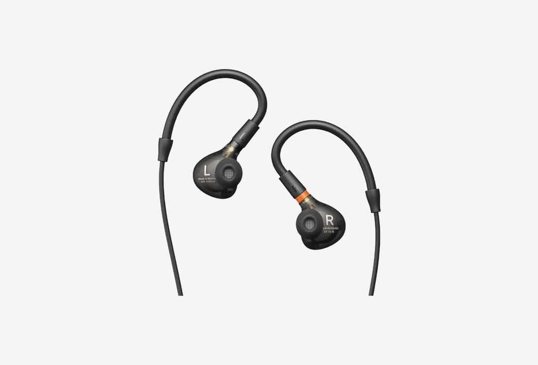 1001379_0126330101110