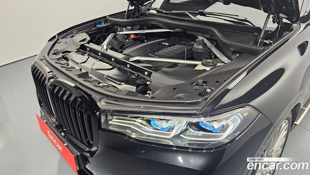 BMW X7 (G07) xDrive 40i Design Pure Excellence 7-и местный (07.2022)