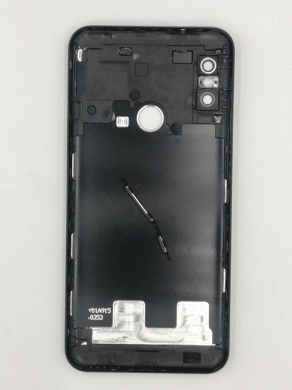 Задняя крышка для Xiaomi Mi A2 Lite/Redmi 6 Pro (M1805D1SG/M1805D1SI) Черный