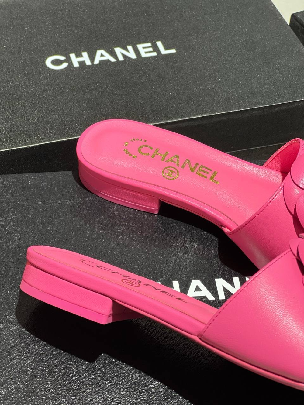Шлепанцы Chanel