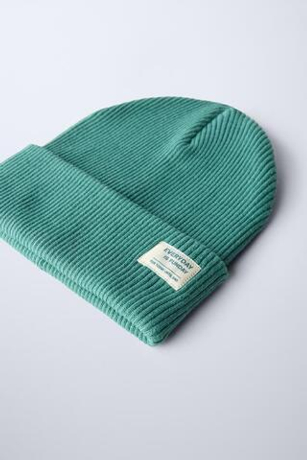 ZARA ХЛОПКОВАЯ ШАПКА-БИНИ В РУБЧИК, ЗЕЛЕНЫЙ