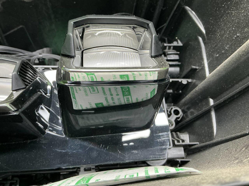 Битая Фара правая Zeekr 009 (2022-н.в.) LED