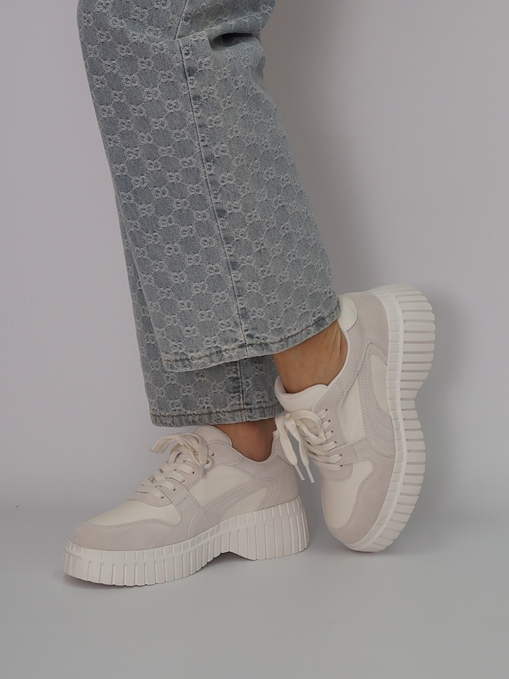 Кроссовки женские демисезонные