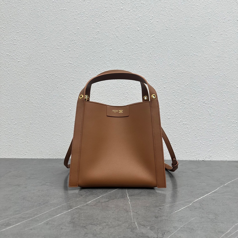 Cube Bag in Triomphe