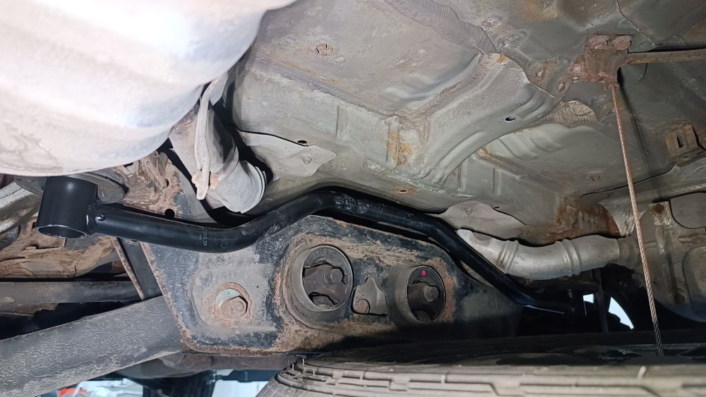 Усилитель заднего подрамника Hyundai Santa Fe 2 (2-го поколения) CM (ПОД ЗАКАЗ)