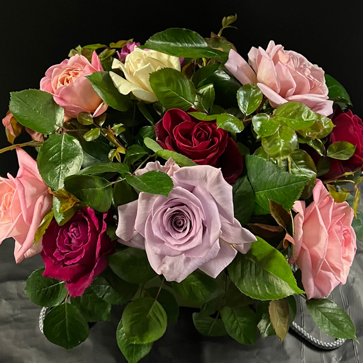 ❤️ Композиция ароматных роз — Ø ~ 25 см — в коробке — в день всех влюблённых у Феи