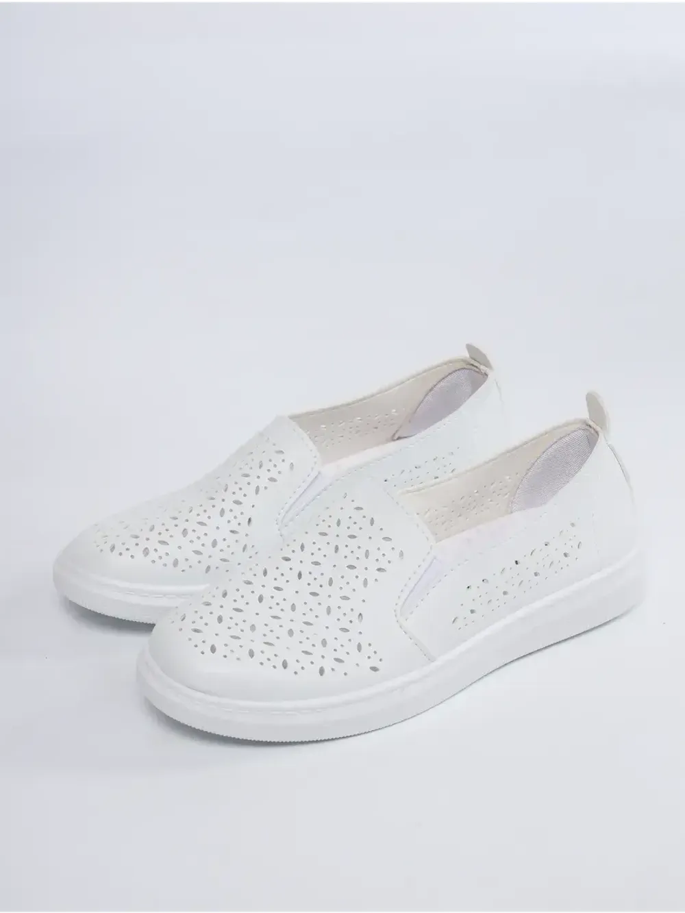 Мокасины летние с перфорацией