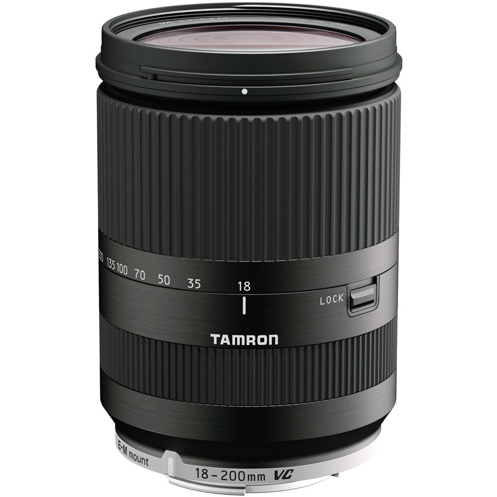 Объектив Tamron AF 18-200mm f/3.5-6.3 Di III VC (B011) Sony E