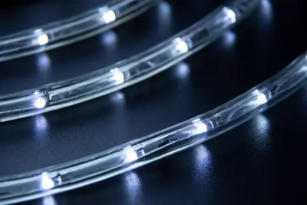 Дюралайт светодиодный 2-х проводной, диаметр 10 мм., 220В, холодные белые LED лампы 30 шт на 1 м., бухта 100 м., статика, Teamprof (TPF-DL-2WH-100-10mm-240-W)