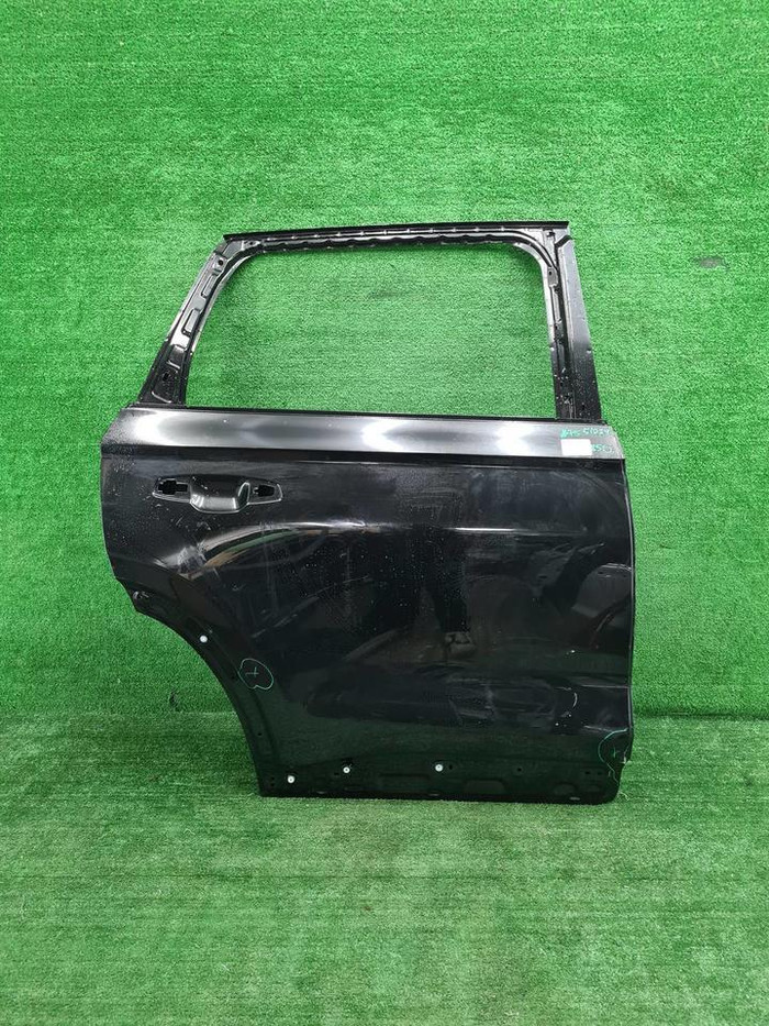 Дверь задняя правая Geely Monjaro (2021-н.в.)