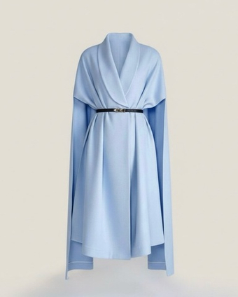 Пончо в голубом