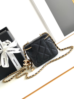 Chanel Vanity Bag 11 cm