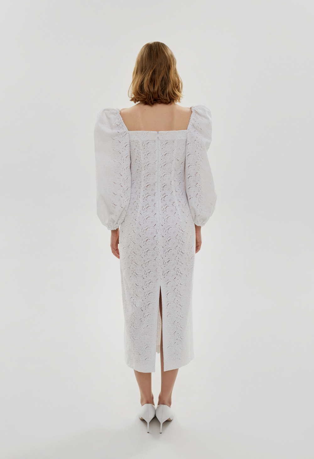 Платье на пуговицах, белый