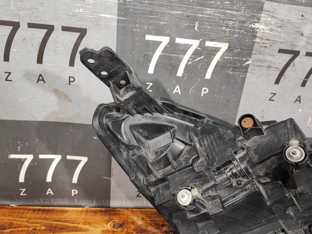 Фара левая LED Chery Tiggo 7 Pro 20-нв Б/У Оригинал 605000199AB