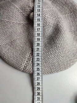 Берет шерстяной