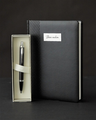 Набор с гравировкой: Ежедневник и ручка шариковая Parker IM Matt Black CT (черный с орнаментом)