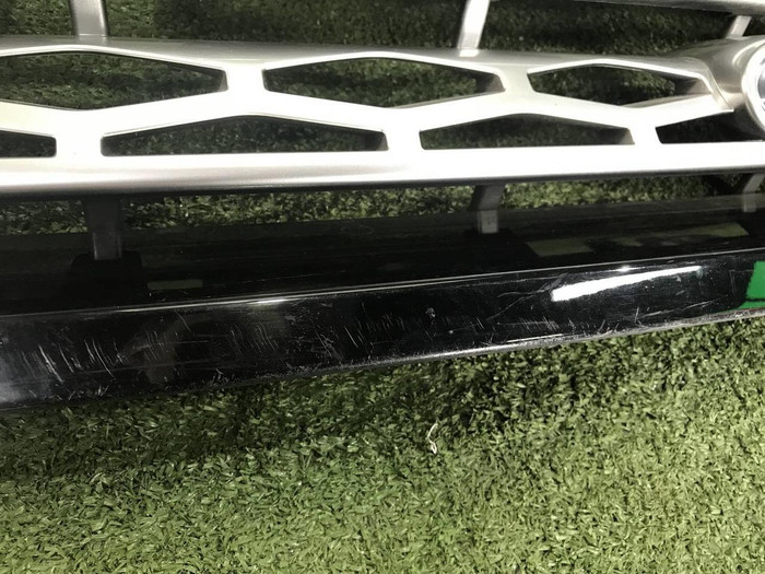 Решетка радиатора Range Rover Sport 2 (2013-2017)