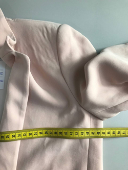 Жакет Zara модный, маркировка S, визуально на 44 размер