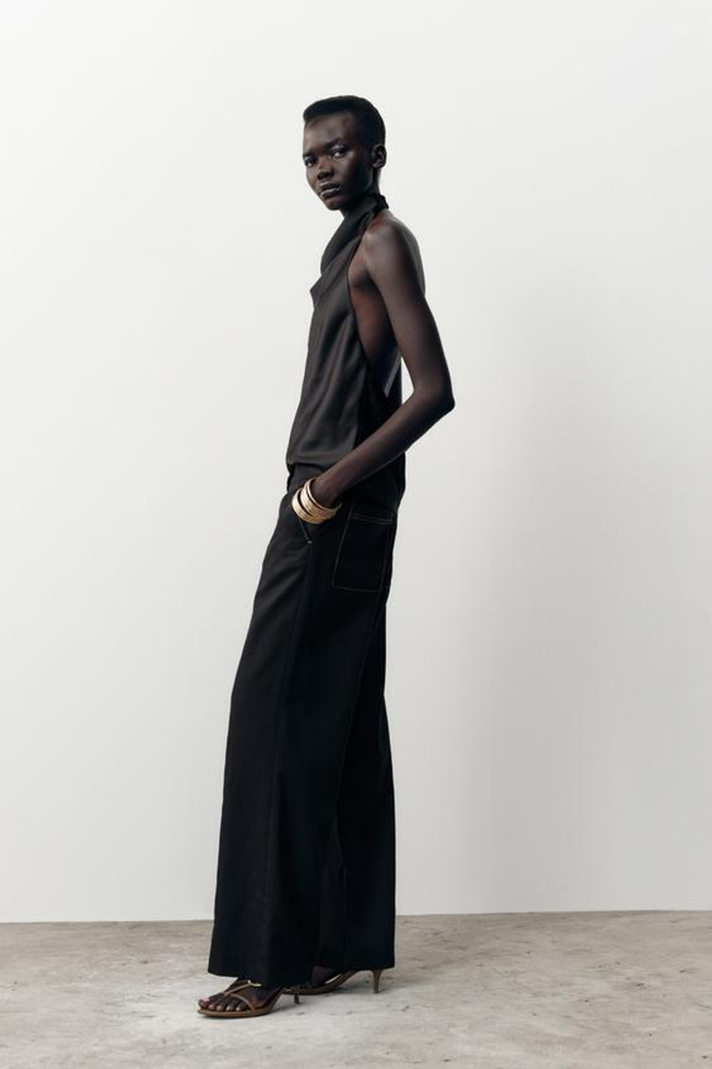 ZARA ПРЯМЫЕ БРЮКИ С КОНТРАСТНОЙ ОТСТРОЧКОЙ, ЧЕРНЫЙ