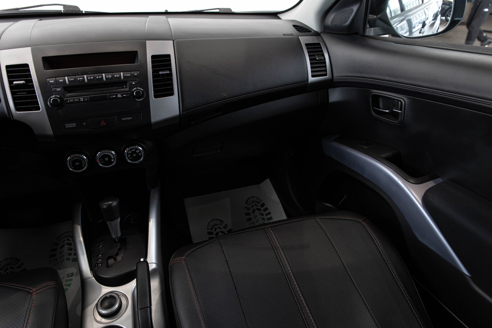 Mitsubishi Outlander, 2010 год