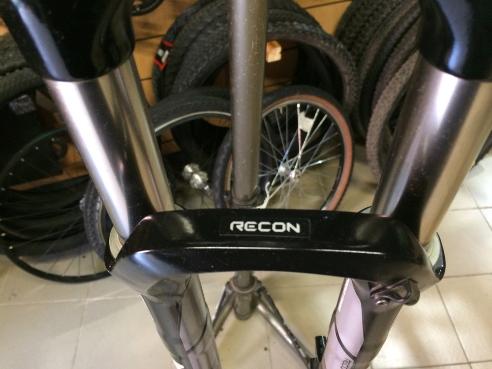 Вилка 26" Rock Shox Recon Solo air 100x15mm
