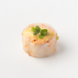 Бокс с рулетиками из креветок с семгой и блинчиками с рийетом из семги горячего копчения