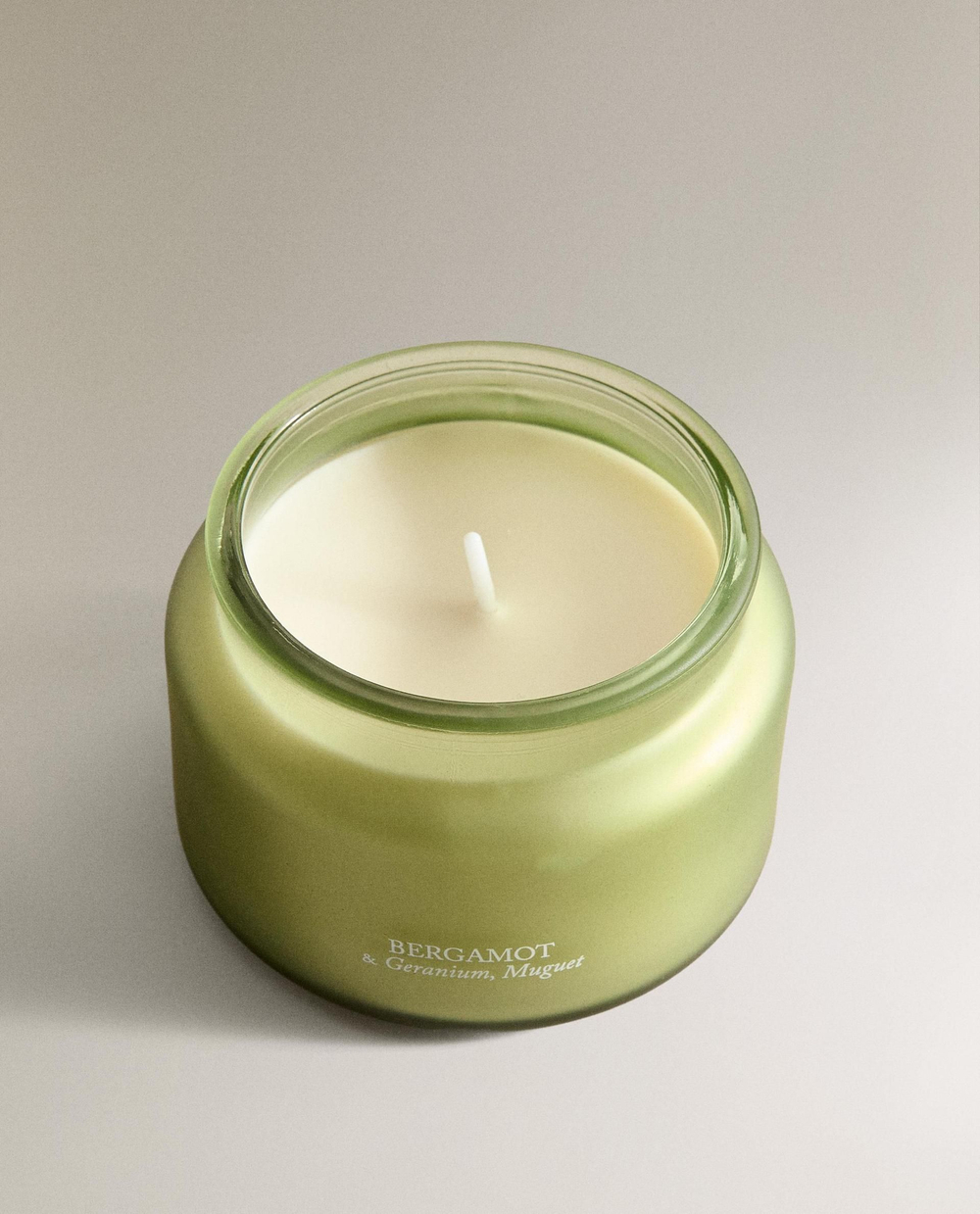 Zara Home - Ароматическая свеча bergamot & geranium, muguet, 240 г