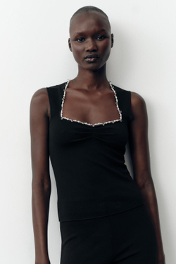 ZARA ЭЛАСТИЧНЫЙ ТОП С МЕТАЛЛИЗИРОВАННОЙ НИТЬЮ, ЧЕРНЫЙ