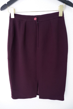 Костюм Reglan юбочный 42 размер