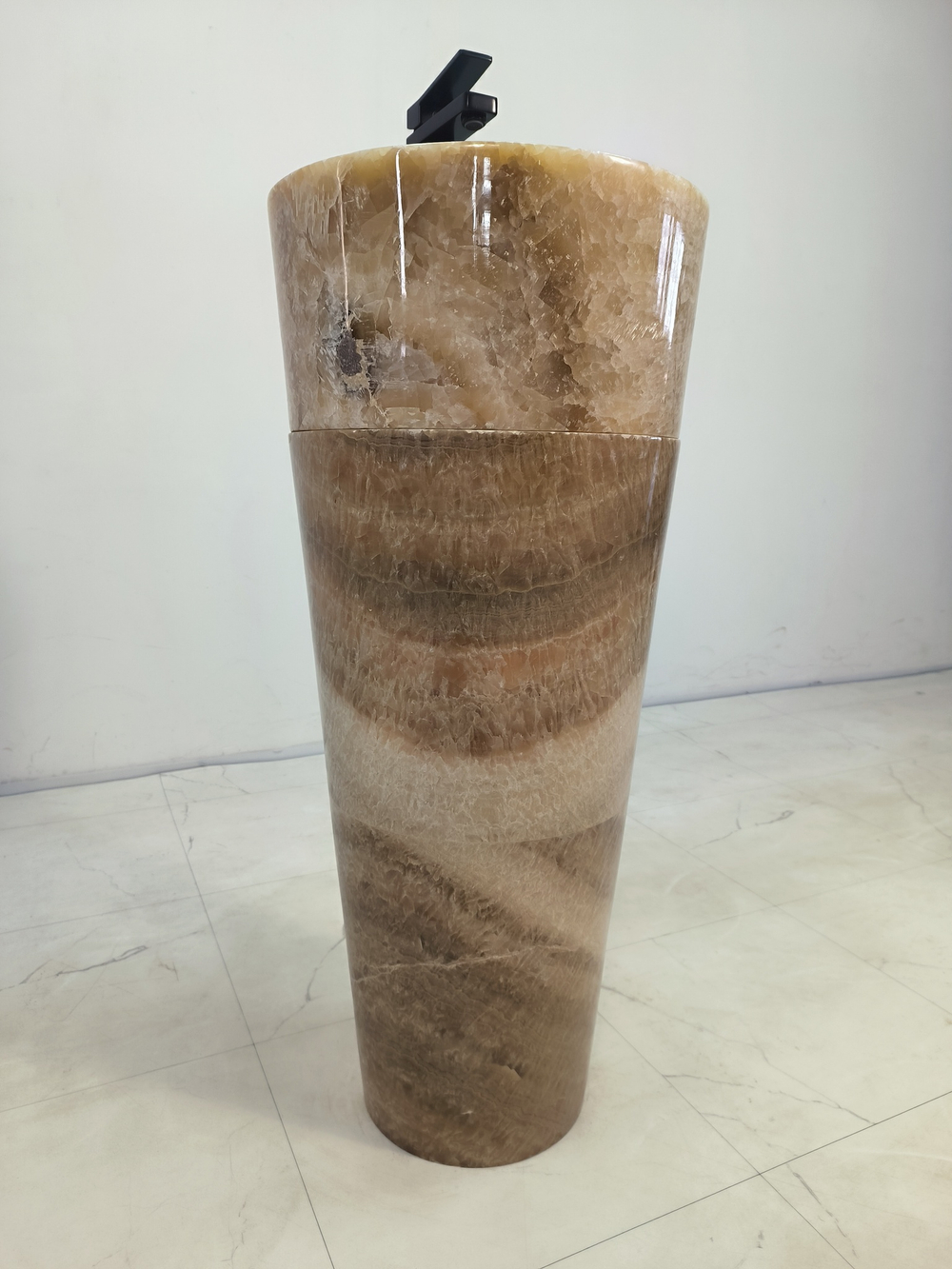 Раковина напольная из оникса Sunset ON-61348 (40*40*90)