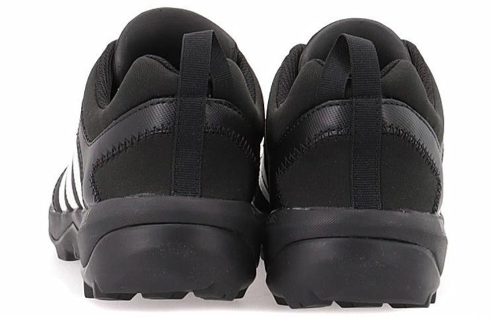 Кроссовки Adidas Daroga Plus Canvas