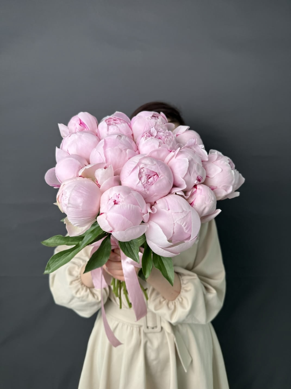 Букет из 15 пионов «Розовое счастье»