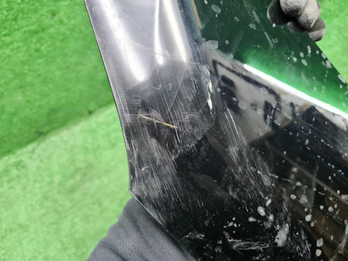 Накладка переднего бампера RH Hongqi H5 2 22-нв