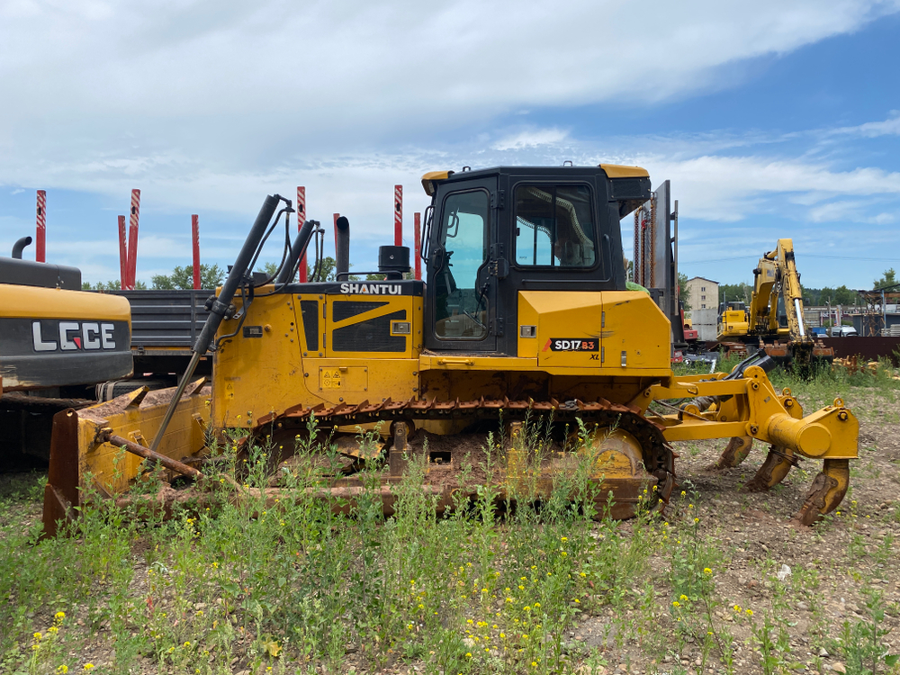 SHANTUI SD Бульдозер SD17B3 XL (Дизельный, 9,7 л, 190 л.с., АТ)