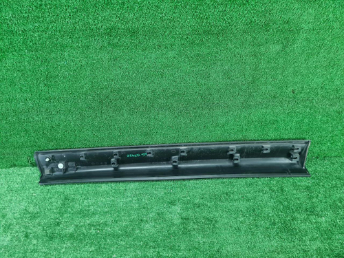 Накладка двери передняя правая Mazda CX-5 2 (2017-н.в.)