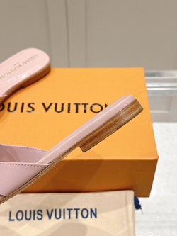 Louis Vuitton Isola Flat Mule