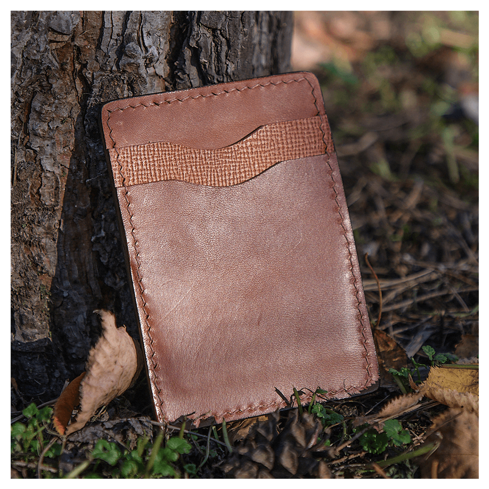 Кожаный картхолдер «Волк»