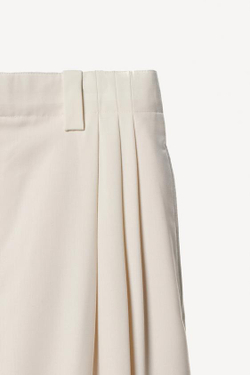 ZARA X WILLY CHAVARRIA ПЛИССИРОВАННЫЕ КОСТЮМНЫЕ БРЮКИ, ЦВЕТ СЛОНОВОЙ КОСТИ