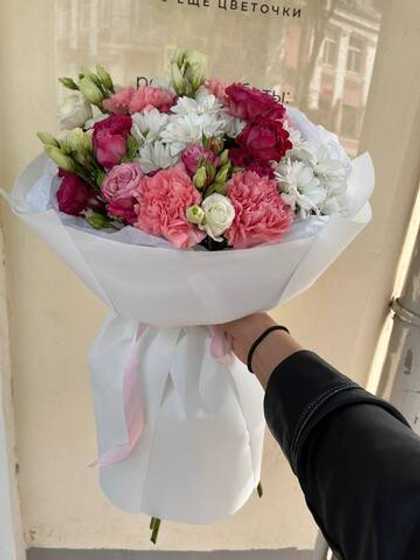 Сборный букет стойкая яркость