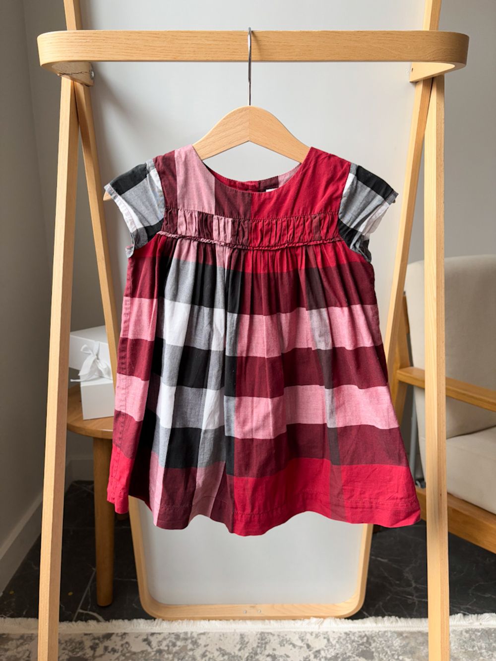 Хлопковое платье Burberry, 86