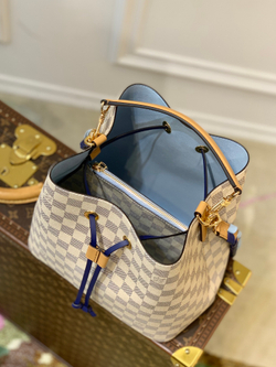 Louis Vuitton NeoNoe MM