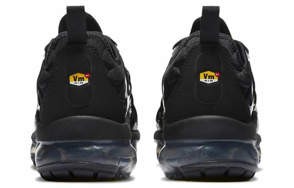 Кроссовки Nike Vapormax Plus "Triple Black" (Женская размерная сетка)