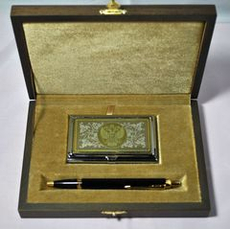 Набор "Гербовый" №2 визитница (цирконий), ручка Паркер