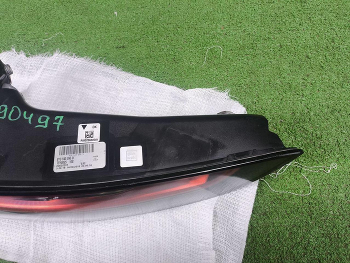 Фонарь правый внешний Porsche Cayenne 3 (17-23)